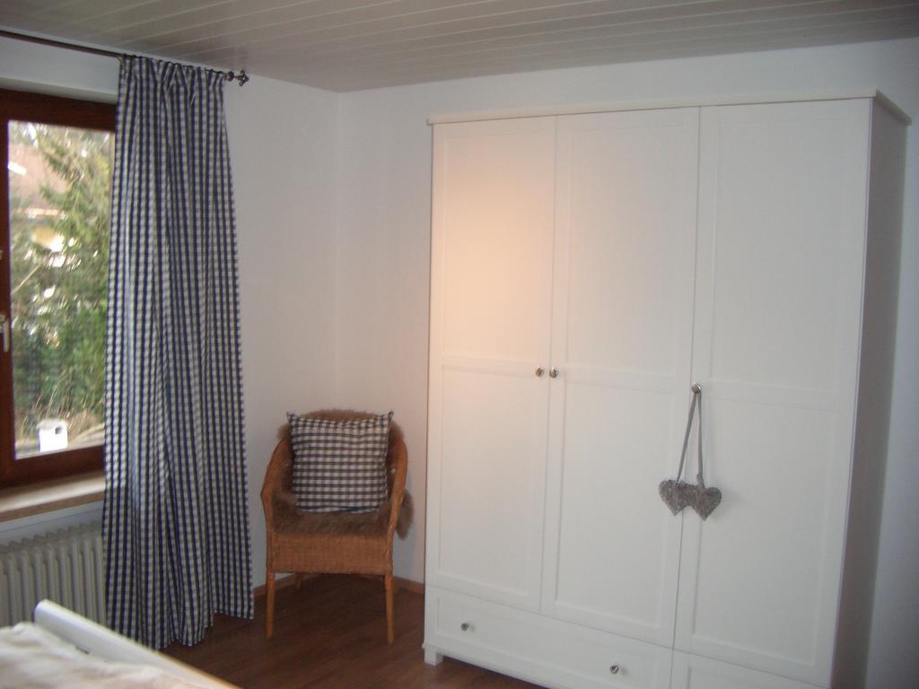 Ferienwohnung Franziska Гармиш-Партенкирхен Стая снимка